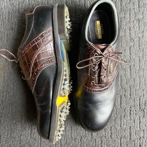 Men’s brown & black fancy, leather golf shoes | Size: 9.5